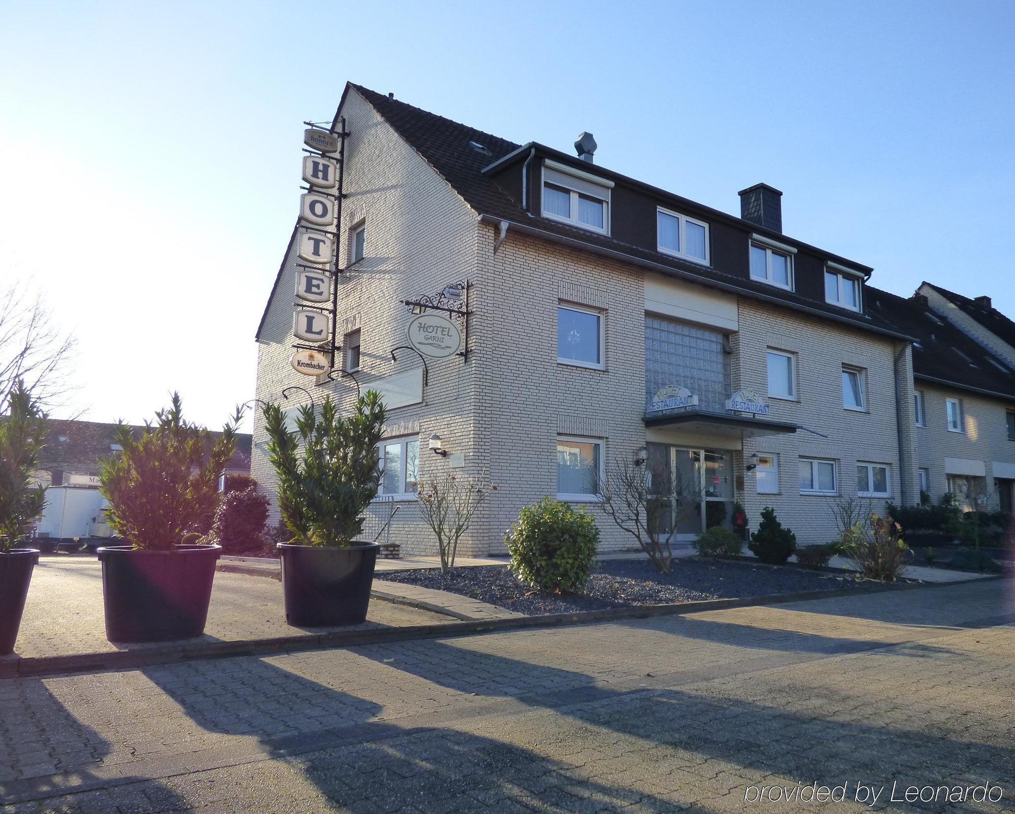 Hotel Alt Buettgen Карст Экстерьер фото