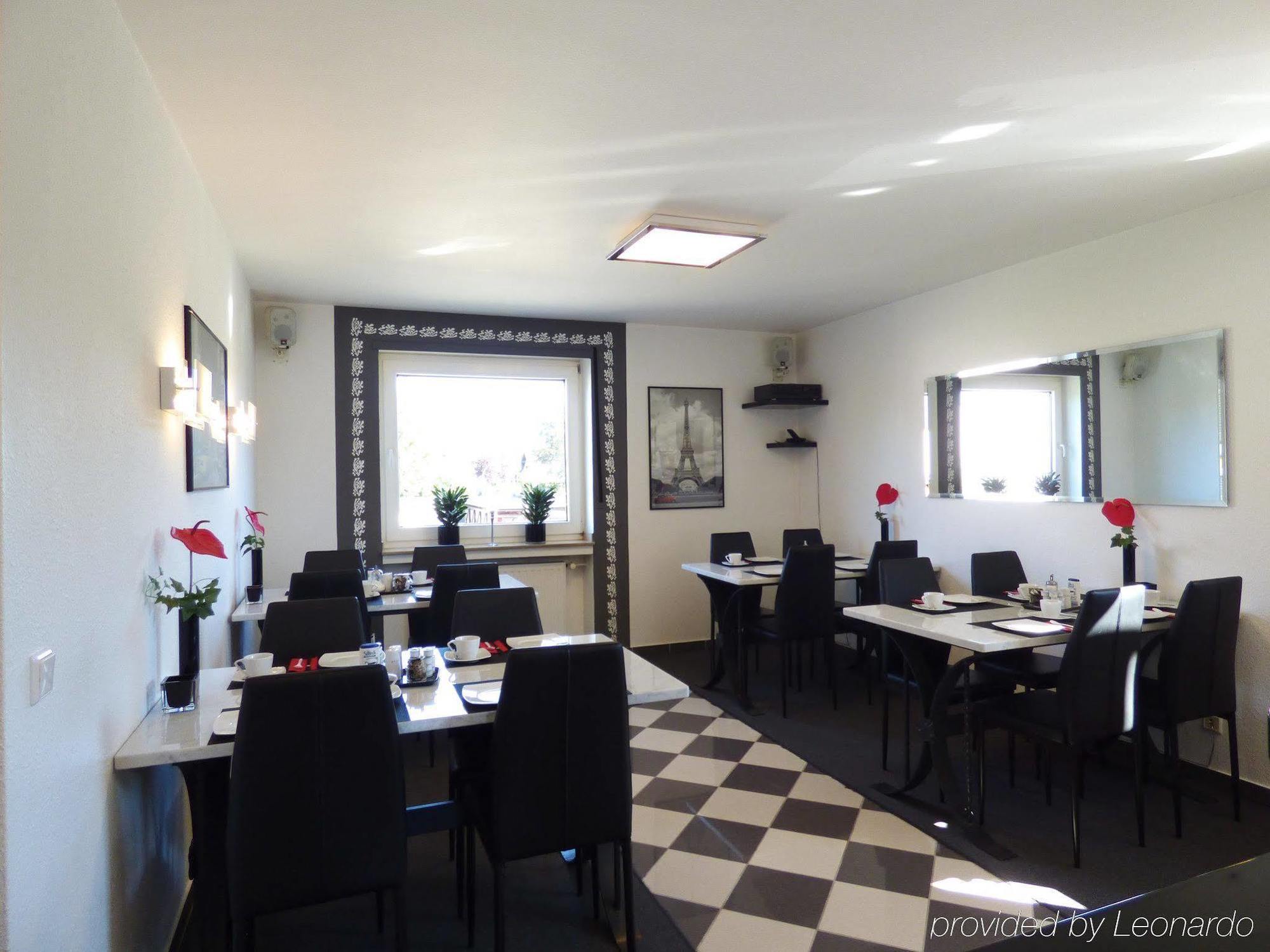 Hotel Alt Buettgen Карст Экстерьер фото