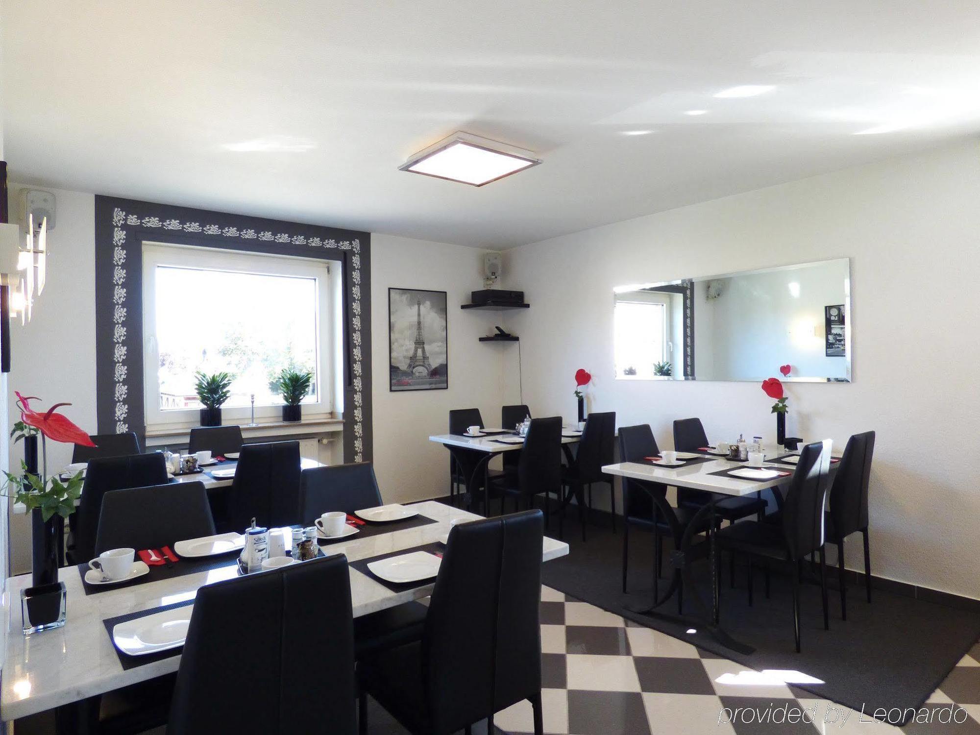 Hotel Alt Buettgen Карст Экстерьер фото