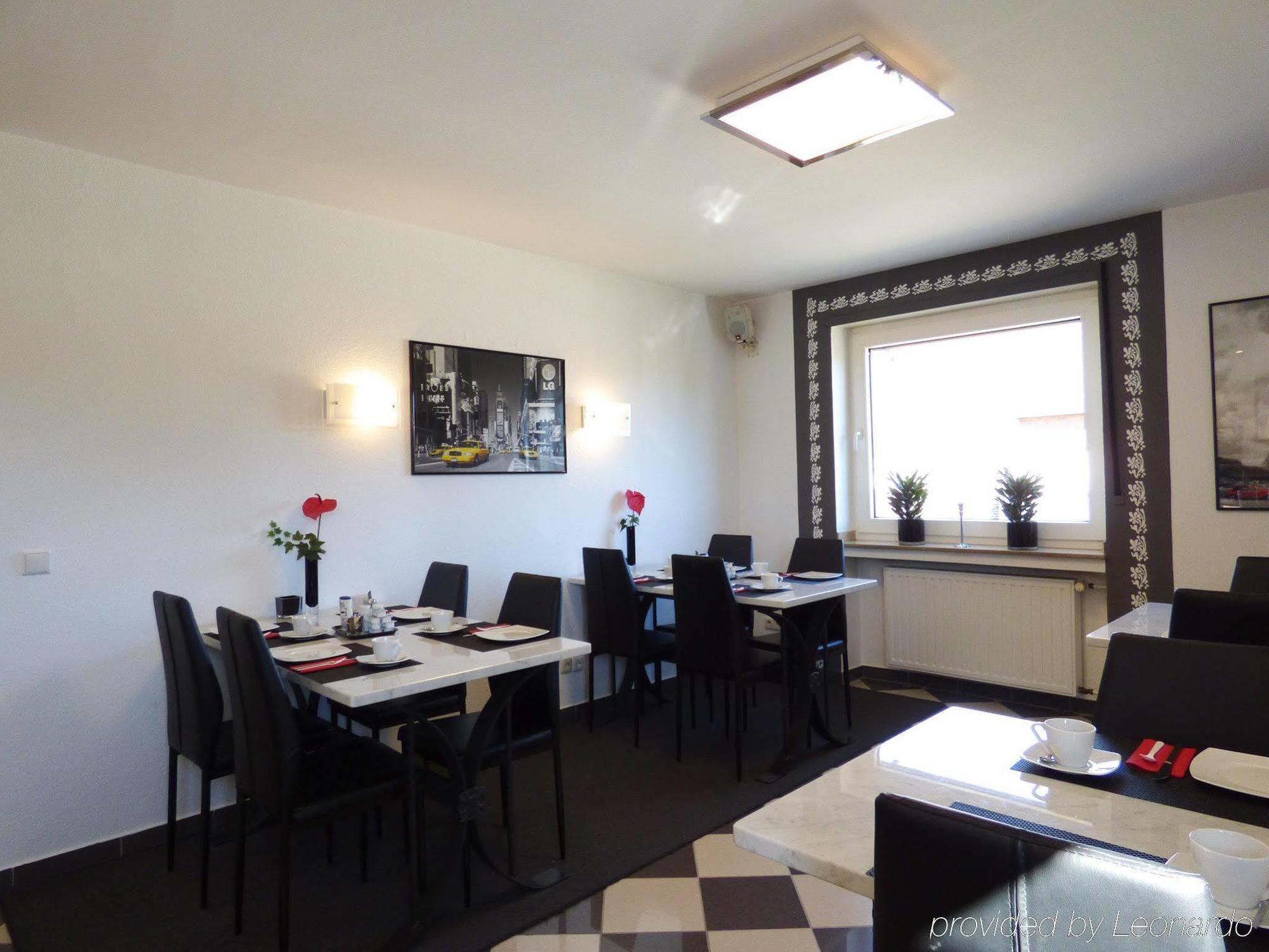 Hotel Alt Buettgen Карст Экстерьер фото